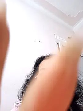 Hotestlove on StripChat