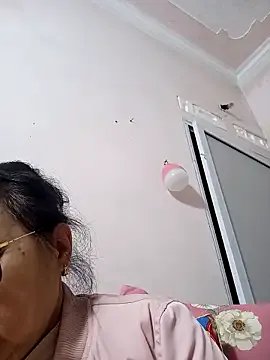 Hotestlove — Freechat on StripChat