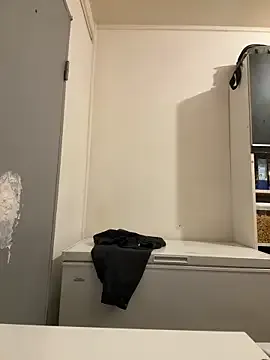 Hugo-tentation34 — On commence par jouer avec le hush 