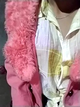 iam-eli on StripChat