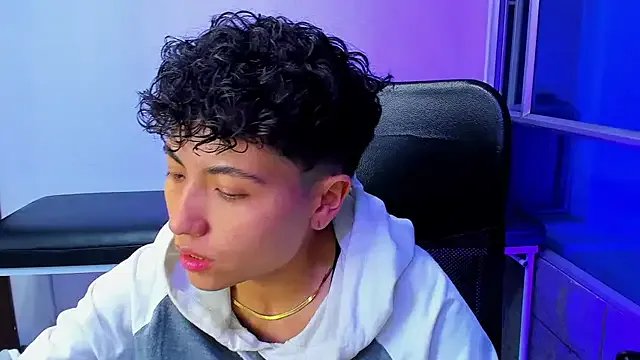 Im_Mathias on StripChat