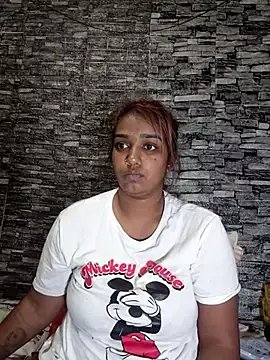 Indiasfantasy_ on StripChat