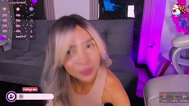 jennie_whitee on StripChat 