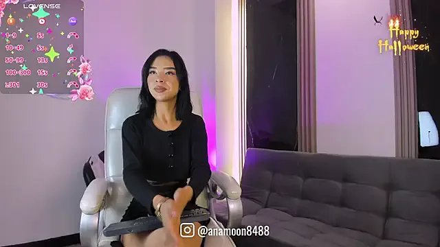 jennie_whitee on StripChat 