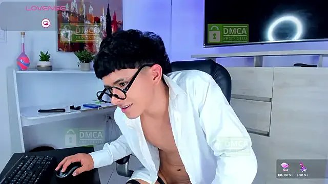 Jhonny-Blake on StripChat