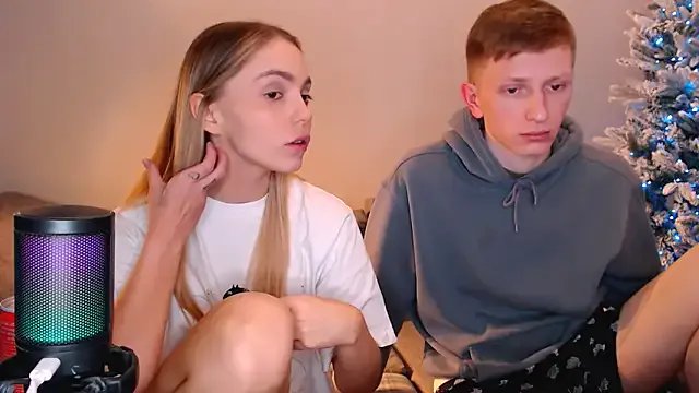 juliaanddima on StripChat