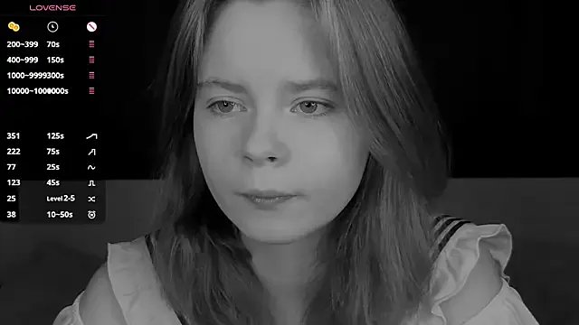 JulietteRain on StripChat