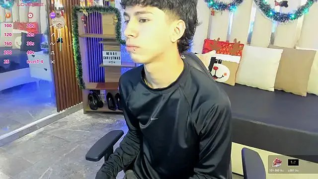 kaelwolf_tay on StripChat