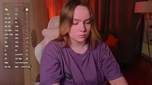 Kari_Lunna — lick  lips