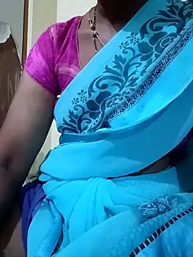 Kavya5500 on StripChat