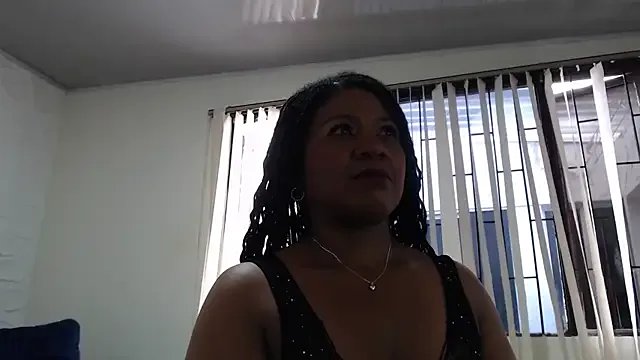 KendraStonee on StripChat