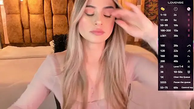 KiaraCarter on StripChat