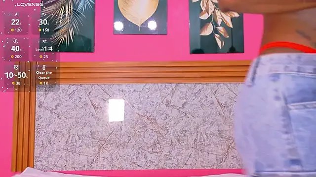 kinkyandsavage on StripChat