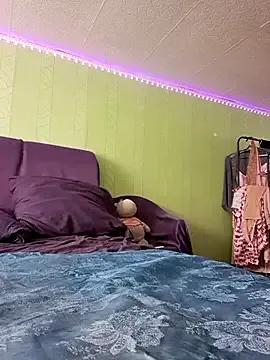 KiraXTender — wow sguirt wow