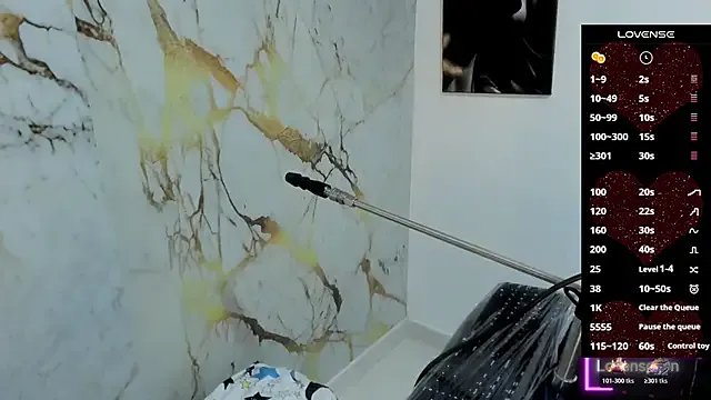 la_mazona on StripChat