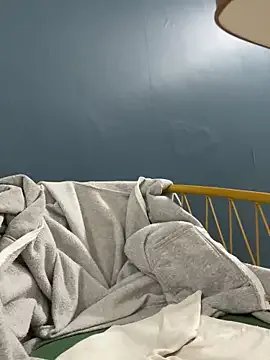 Lami_Mi on StripChat