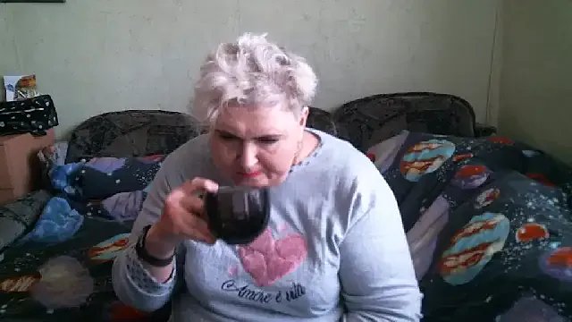 Lana555 on StripChat 