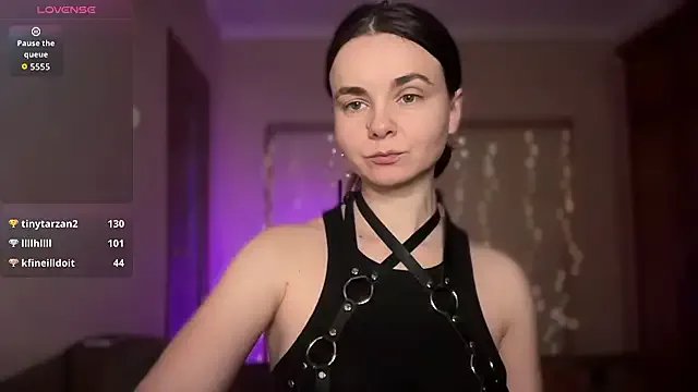 lanaloulou on StripChat 