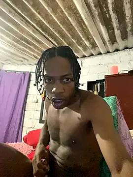 Larry-n-clouds — Freechat on StripChat