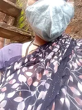 Lattika-Bhabhi on StripChat 