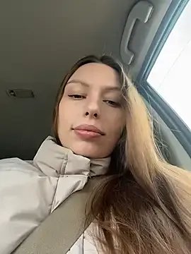 LeiaMood — take off your bra