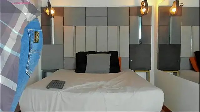 LiamNovak on StripChat