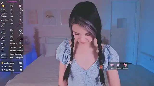 Lil_Amelie on StripChat 