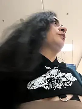 Lila_Desiree on StripChat