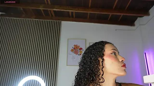 LillyDolls23 on StripChat 