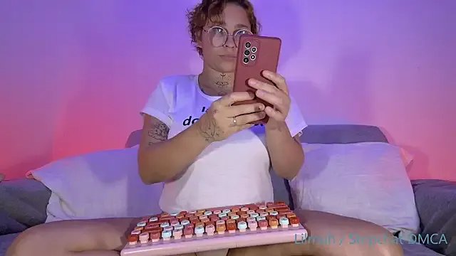 Lilmuh_ on StripChat 