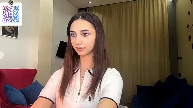 LinaMour on StripChat