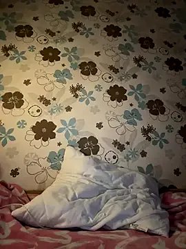 LisaFoxxy444 on StripChat