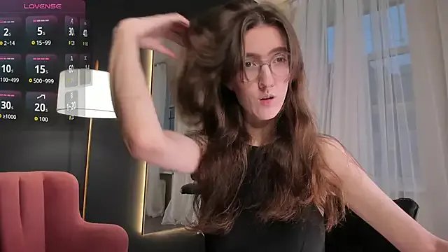 Lola_Missy on StripChat 