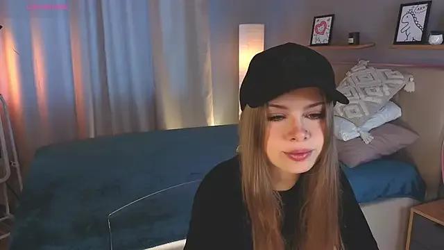 LollaStich — show  ass