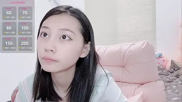 lris-Beauty on StripChat