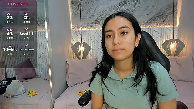 lucelly_15 on StripChat