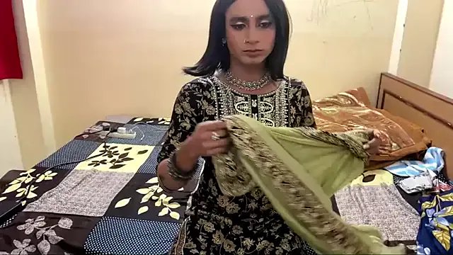 LuvLayla on StripChat 