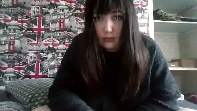 Lynylou on StripChat