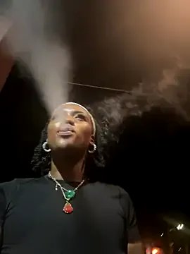 magicalc00ch on StripChat