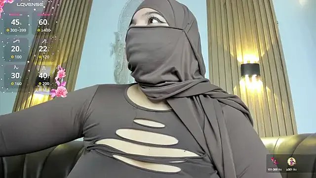 malak_nanyy on StripChat 