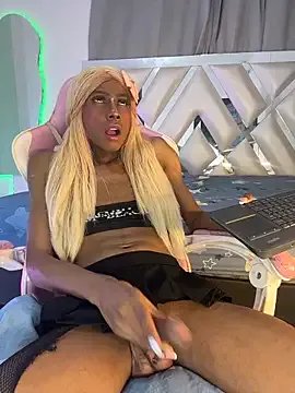 Mara_royal on StripChat