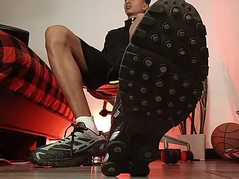 MasterCody — SNIFS N LICK MY FEET