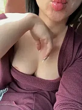 May-Squirt on StripChat