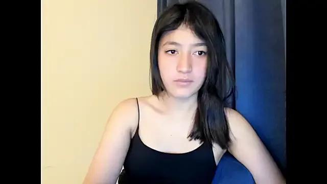 Mayachka333 on StripChat 