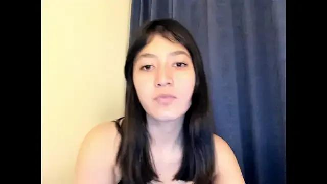 Mayachka333 on StripChat 