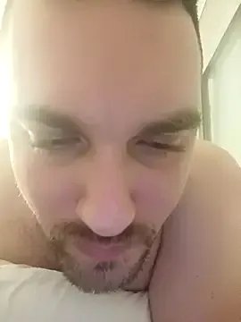 MilitaireDom on StripChat 