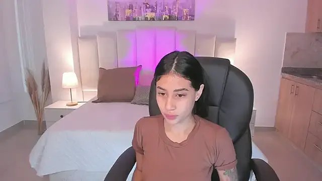 miranda_crawfor on StripChat