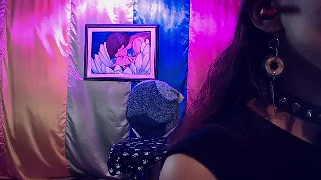 Moira-Hot — If I reach the goal of 350 tokens, I cum