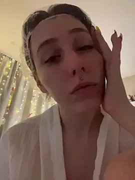 Molli_Luv on StripChat