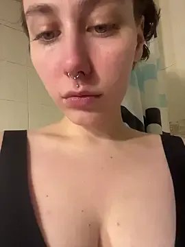 Molli_Luv on StripChat